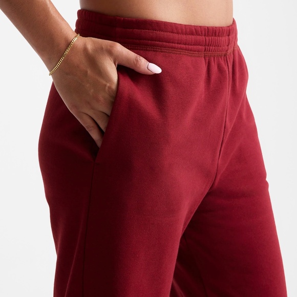 NWT Beyond Yoga LuxeFleece Sweatpants Merlot Red Ultra Soft Lounge Joggers XL - Picture 4 of 13